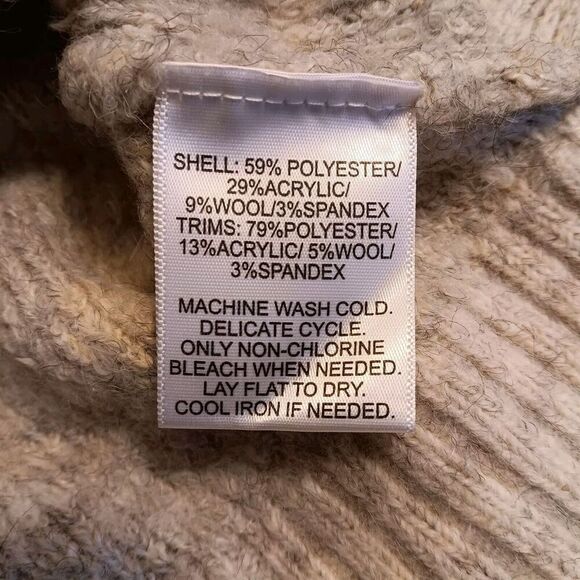 Broadway 38 Beige Boxy Polyester Wool Blend Cozy Warm Crew Neck Sweater Size M/L - Picture 8 of 9